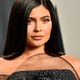 Illustration for article titled I Love the Deranged Way Kylie Jenner Cuts Her Cake
